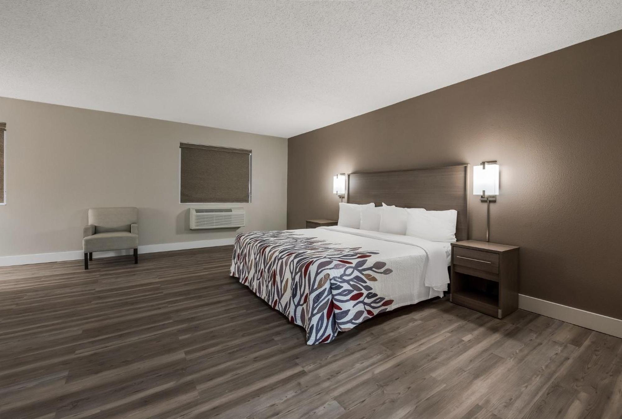 Red Roof Inn & Suites Vineland - Buena Екстериор снимка